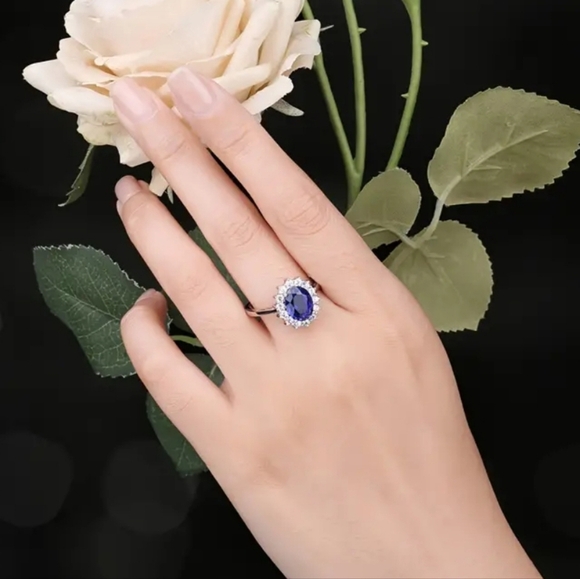 S925 Sterling Silver Ring​ - Picture 4 of 6